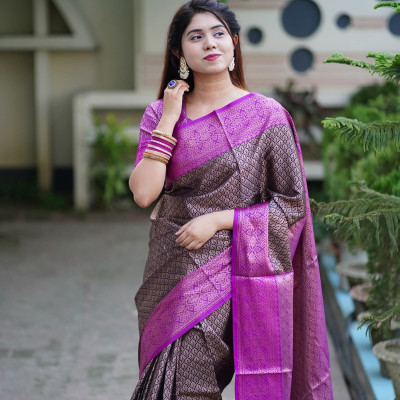 কাঞ্চিপুরম সিল্ক শাড়ি
